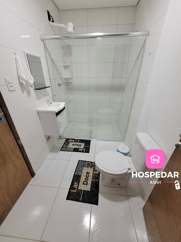 Hotel Dom Pedro - Room 7 - Shared Bathroom